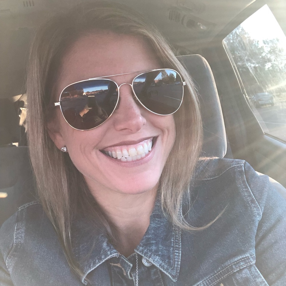 Meet your Posher, Lindsey